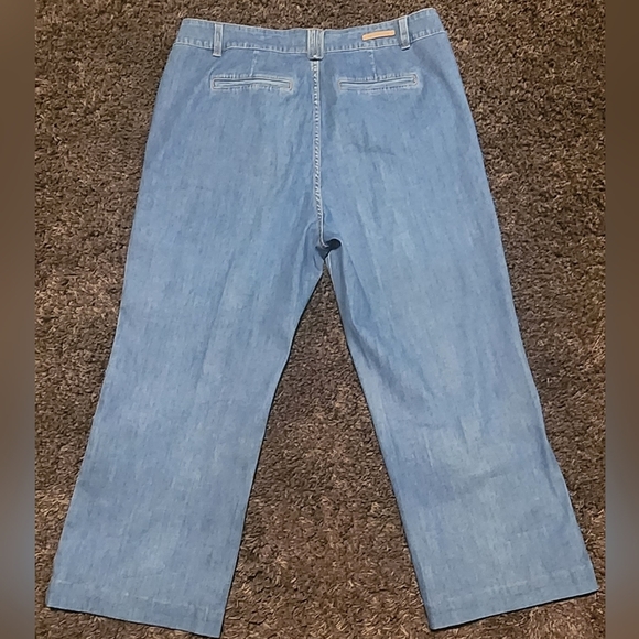 Soft Surroundings Woman's Jean - Picture 7 of 8